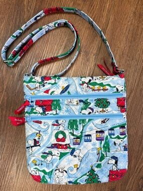Vera Bradley Peanuts Ski Slope Snoopy
